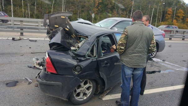 Днём 5 октября на съезде с Минского шоссе на Северный обход Одинцово произошло смертельное ДТП.