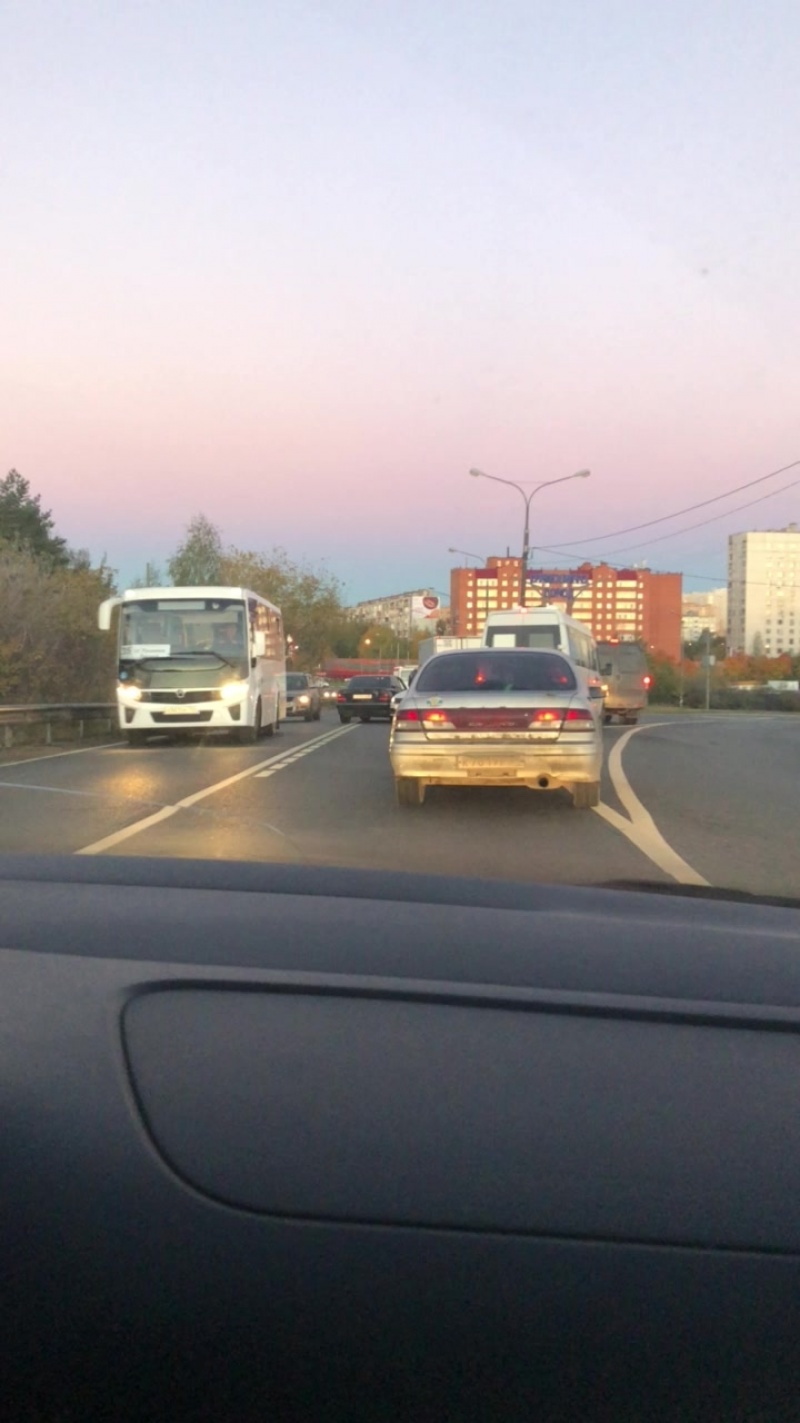 Сегодня рано утром  на Красноармейском мосту в сторону Пушкино.
