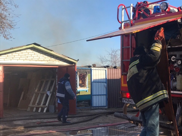 В Заболотье на ул.Центральной пожар, сгорело 3 дома. К счастью, пострадавших нет.