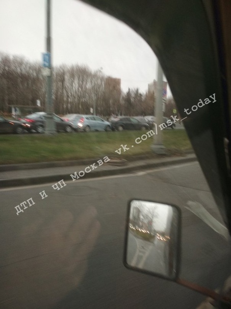 Щёлковское шоссе в центр, состав из 5 автомобилей, за качество фото прошу прощения.