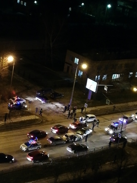Город Видное, сбили женщину пешехода, она жива увезли на скорой