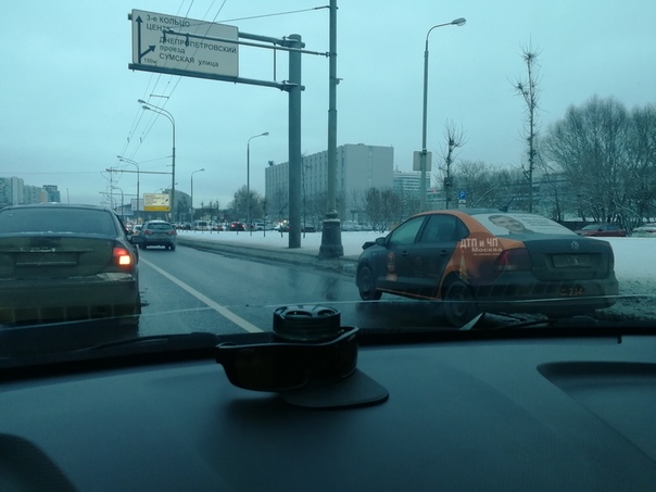 Варшавское шоссе, кого то догнали и бросили. Актуально на 9:15