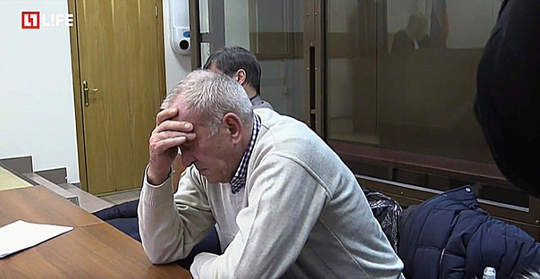 Дорогомиловский суд Москвы вынес приговор водителю Виктору Тихонову, въехавшему на автобусе в перехо...