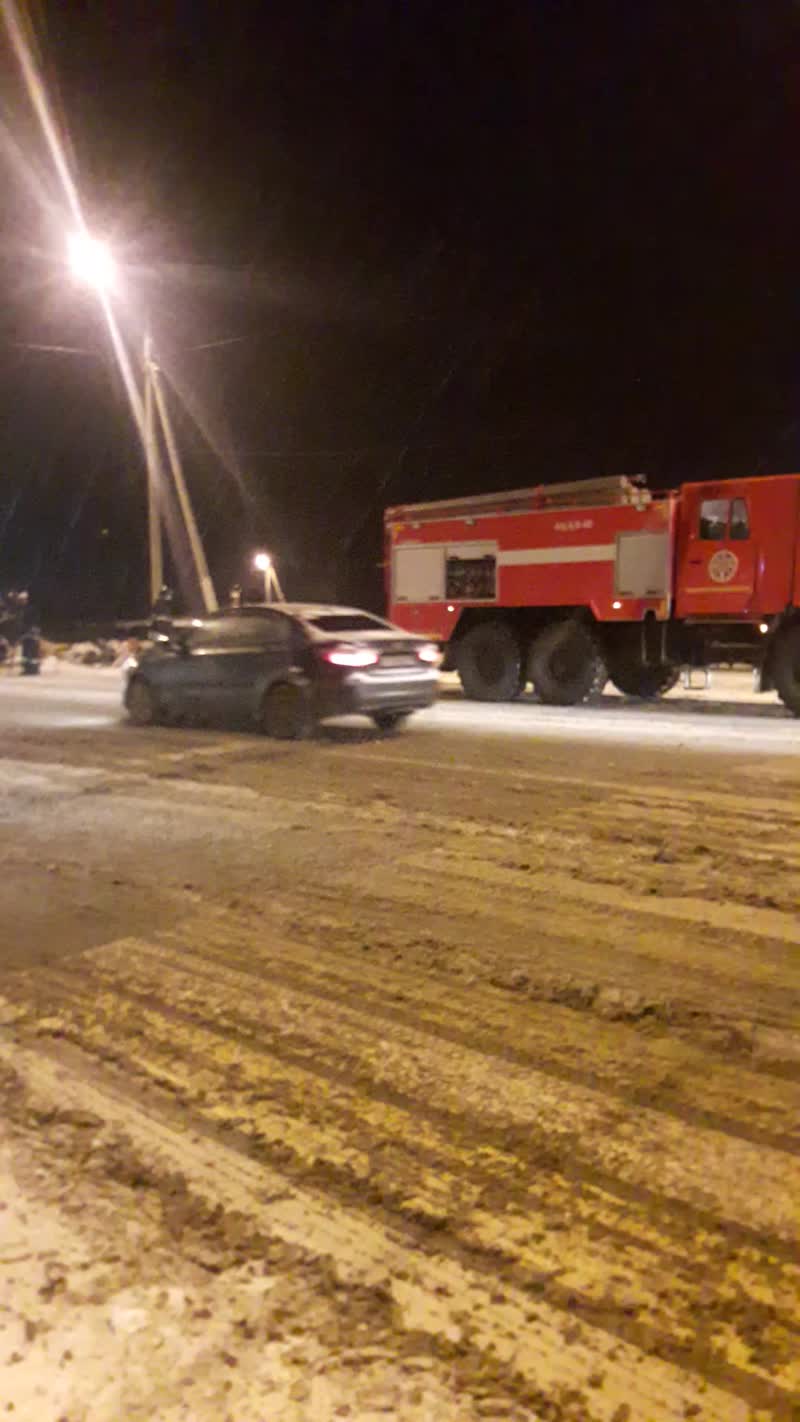 Вчера вечером в деревне Васильевское, в Серпуховском районе сгорел автомобиль в резул...