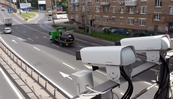 Более 8,5 тыс. камер видеонаблюдения планируют установить в Москве в 2019-2020 гг. Об этом сообщили ...