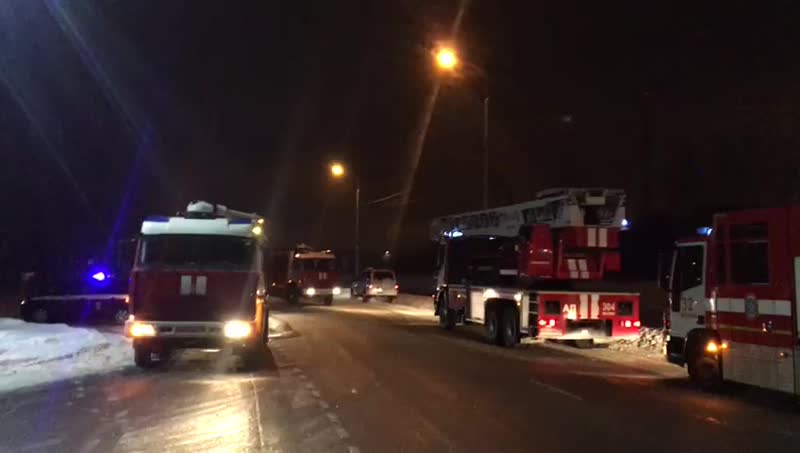 Пожар в автосервисе в Щербинке.