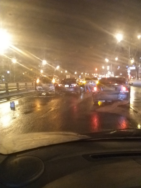 Щёлковское шоссе в область, перед светофором на пересечении с 3-ей Парковой