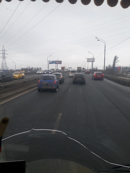 Свифтеныш подтолкнул Матрешку на Ленинградке в область, перед Международным шоссе