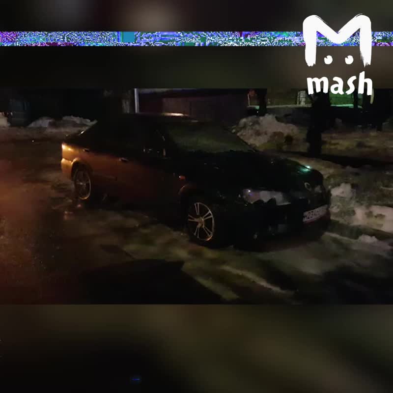 Мужчина в Москве пытался поджечь машину и себя, таранил автомобили и сбил полицейского. Всё это, что...