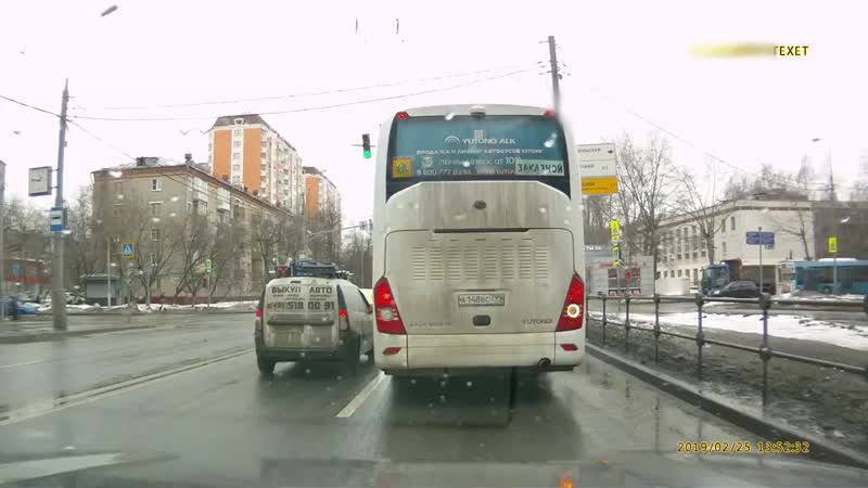 Москва. ДТП на пересечении Ставропольской и Краснодонской улиц.
