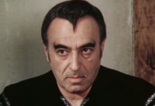 На 97-м году жизни скончался актёр Владимир Этуш.