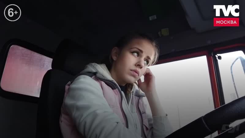 Симпатичная москвичка Татьяна Хусяинова работает водителем КамАЗа и ведёт блог о своей профессии.