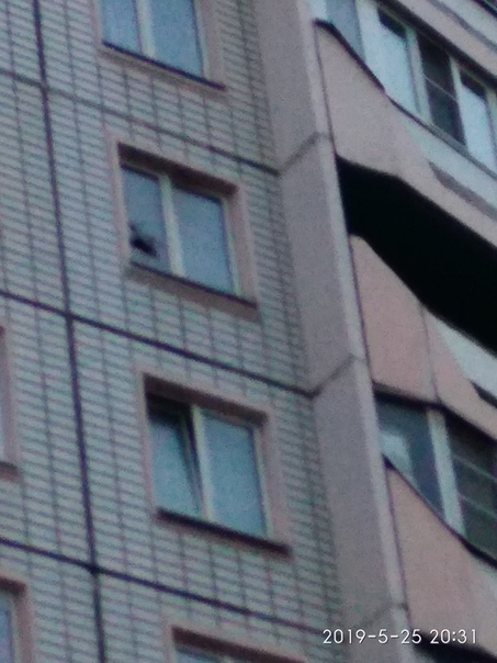 Горит квартира на 8 этаже. Щёлковское шоссе 44к5. Жильцов эвакуировали.