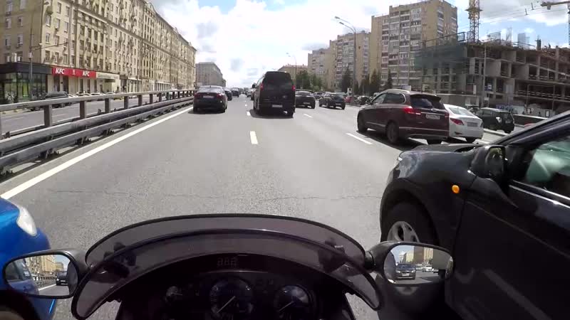 Публикуем видео вчерашнего ДТП на проспекте Мира 91/1 с камеры регистратора мотоцикла.
У мотоциклист...