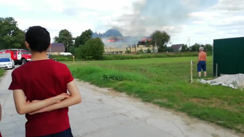 Вчера днем горела гостиница "Volkoff-Sky" (Серпуховской район). Со слов очевидцев все живы здоровы.
