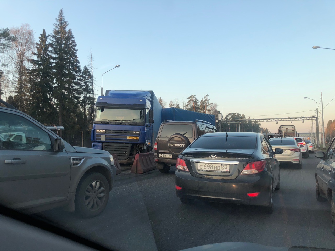 ДТП на Горьковском шоссе, пробка в сторону Москвы, ожидание более 30-50 мин.