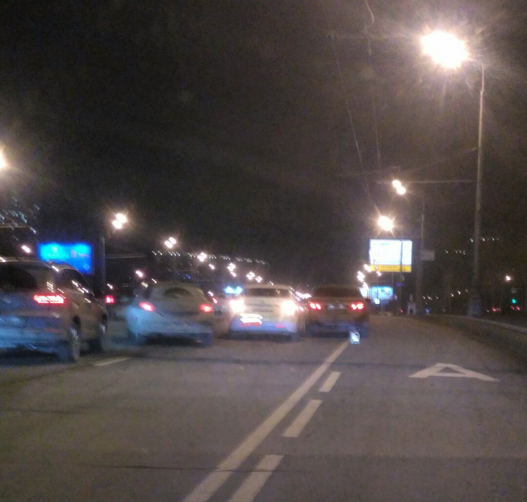 Варшавское шоссе в область перед Аннино. Пробка.