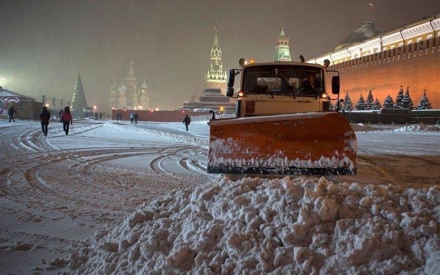 Усиление ветра, снег, метель и гололедица ожидается в Московской области в понедельник, 30 декабря 2...