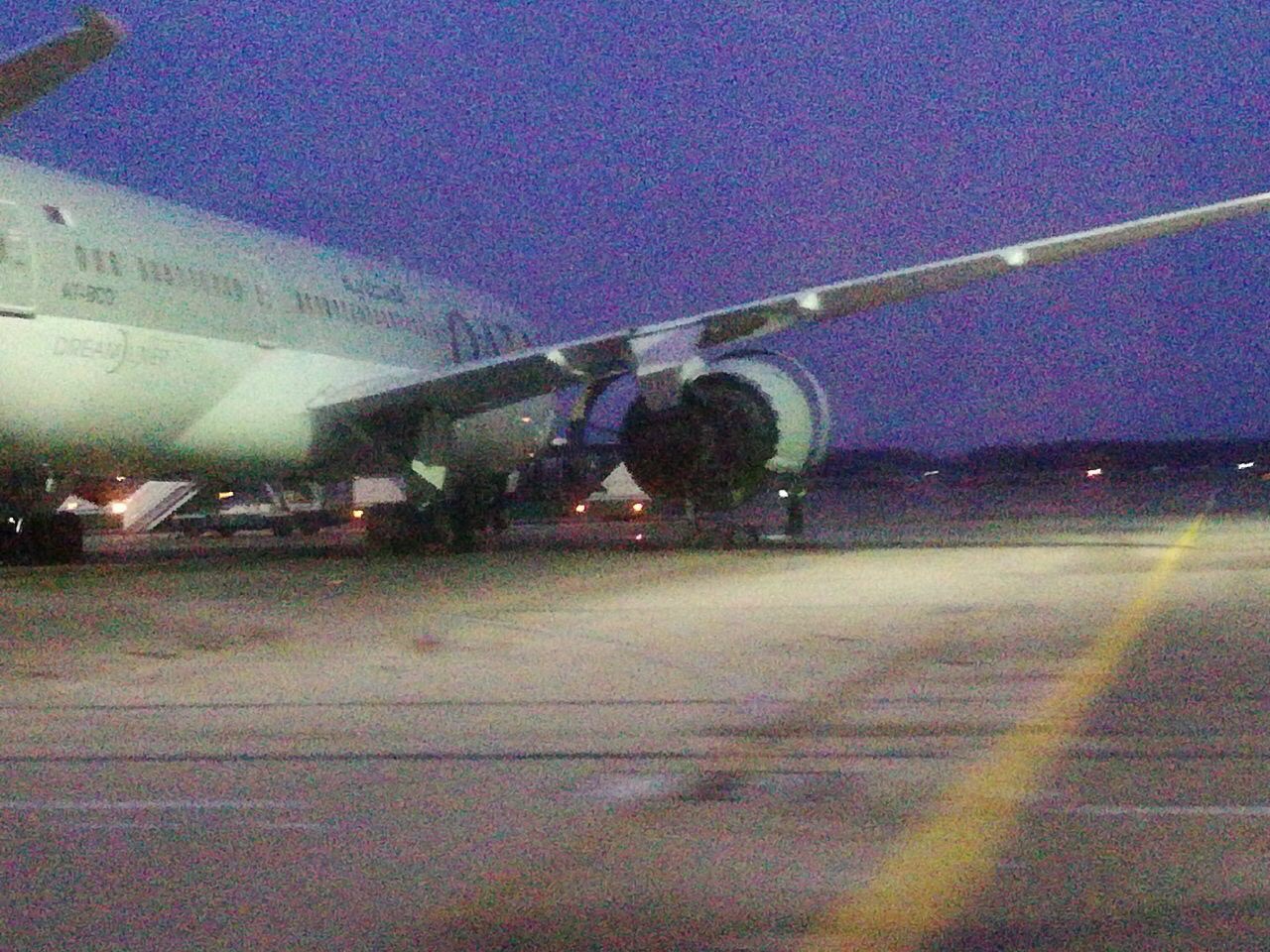 Самолет авиакомпании Qatar Airways, следующий рейсом из Дохи в Осло, приземлился в аэропорту Домодед...