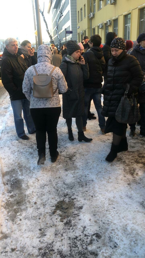 Эвакуация в Савёловском суде.