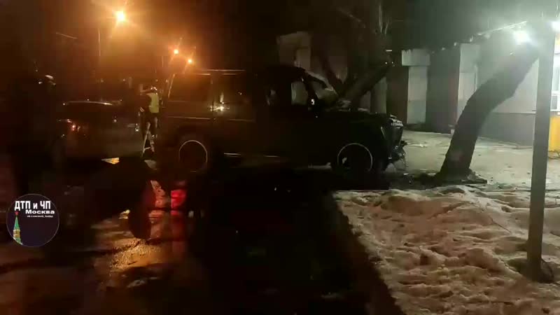 ДТП на улице Плеханова д.8: Гелик убил Судзуки. Актуально на 22:05.