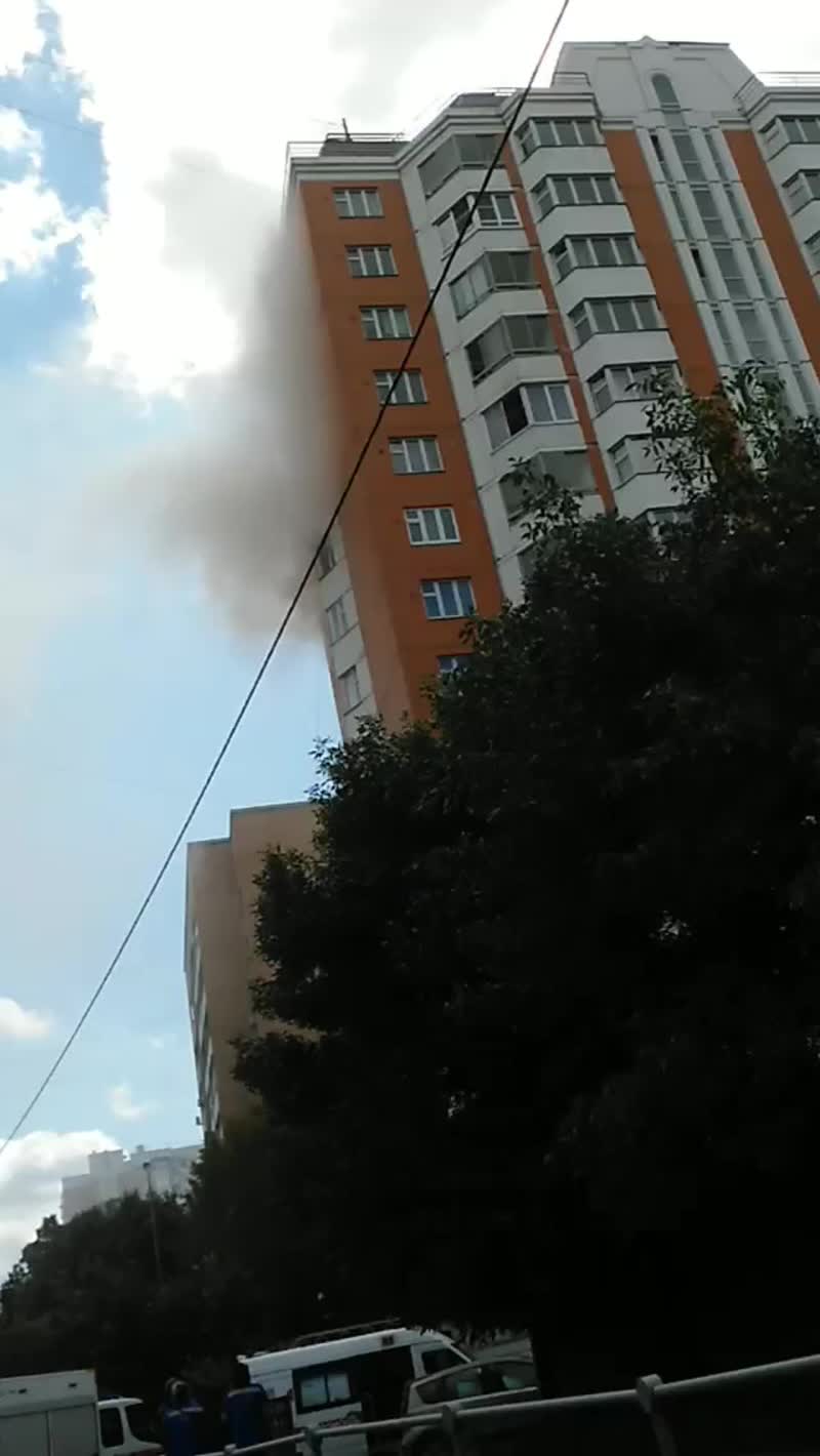 Пожар на Бирюсинке, в доме 10