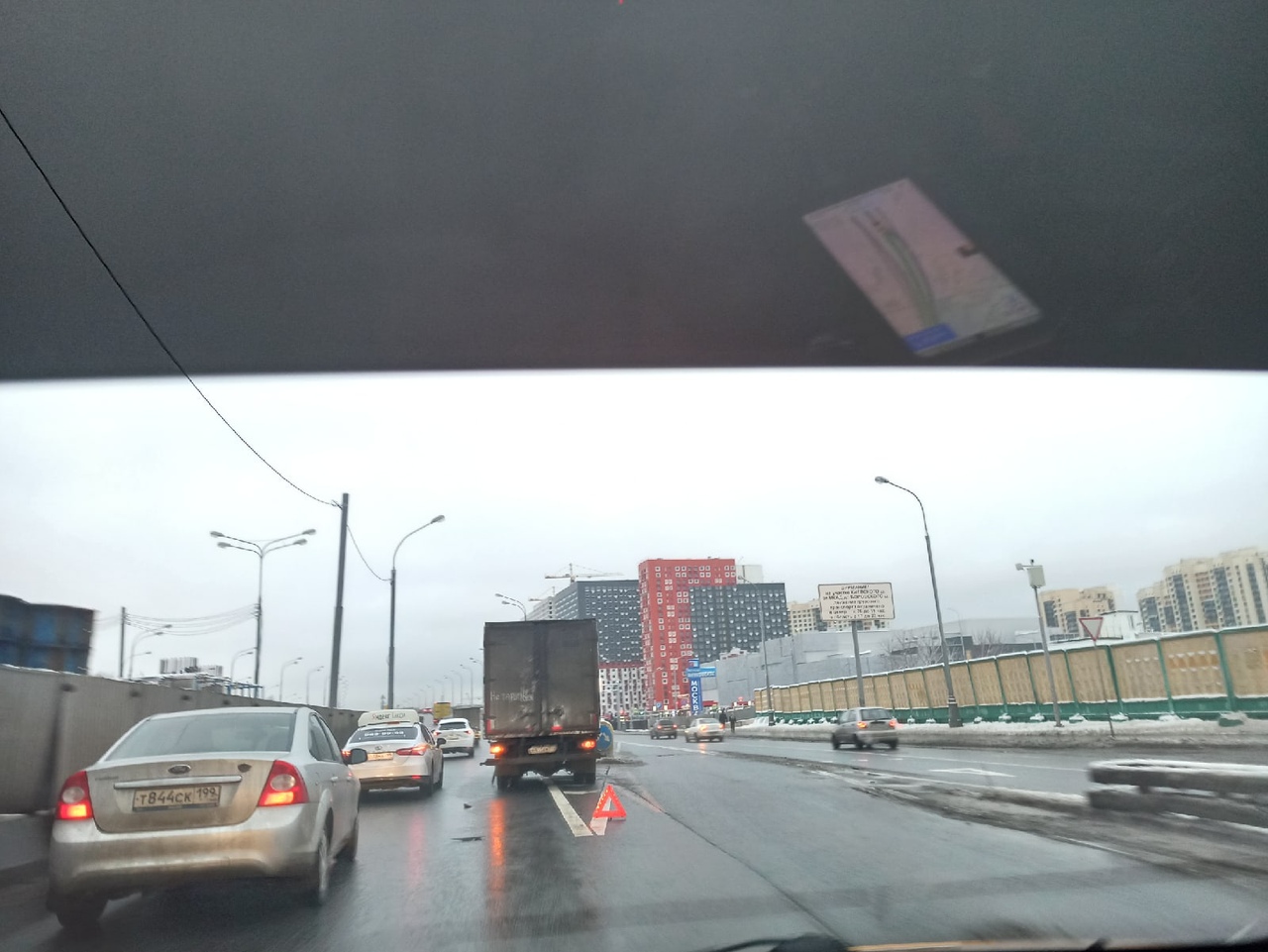 Подбили букашку из Якитории на Боровском шоссе в область